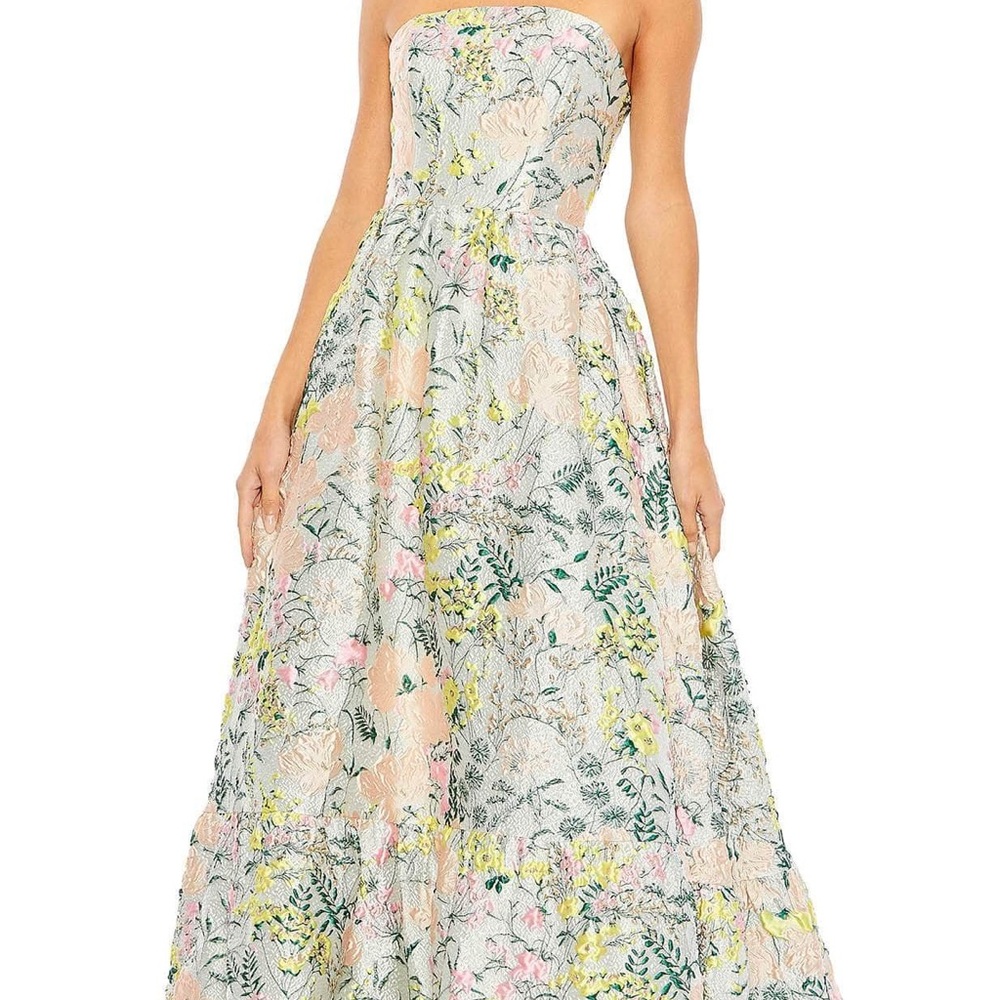 Mac Duggal Floral brocade ball gown size 8